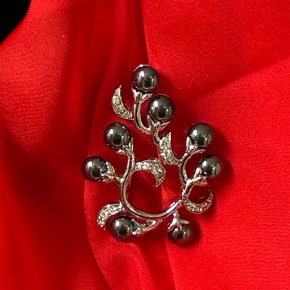 Vintage Nina Ricci Signed Silver Tone & Black Brooch